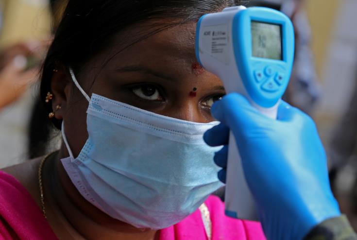 Ετοιμασίες για εμβολιασμούς σε Ινδία, προς νέα κατάσταση έκτακτης ανάγκης η Ιαπωνία